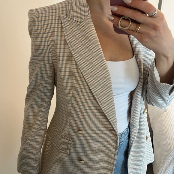 Double breasted Zara blazer - beige with gold buttons - Picture 10 of 12